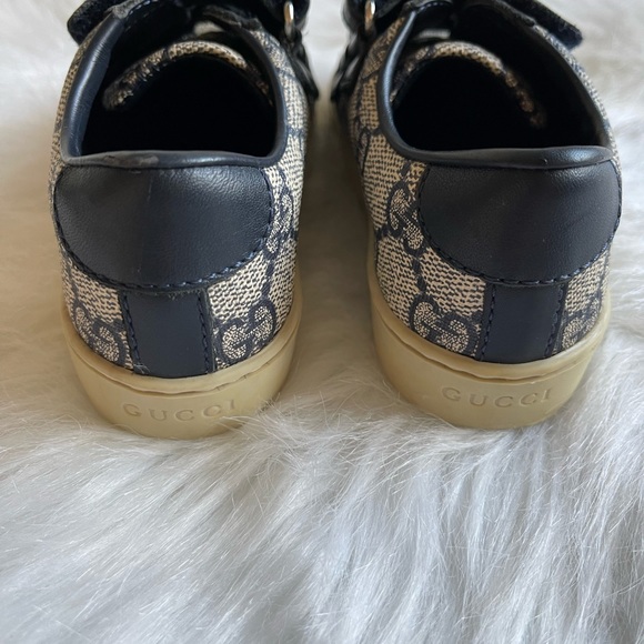 Gucci unisex toddler shoes. Size 23. In good condition - Picture 4 of 10
